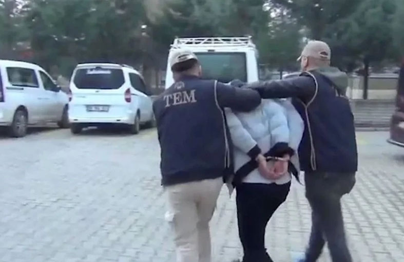 السلطات التركية تصعد حملتها ضد المعارضة في بلدية إسطنبول