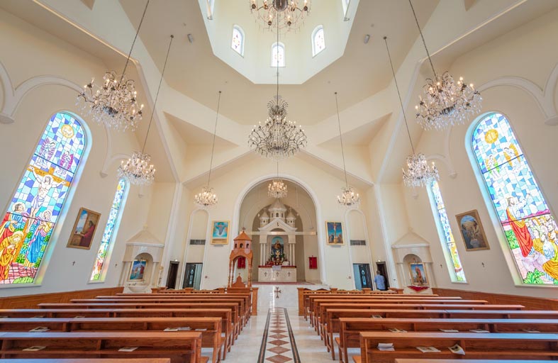 الخييلي: يثمن التعاون الإيجابي من دور العبادة لغير المسلمين