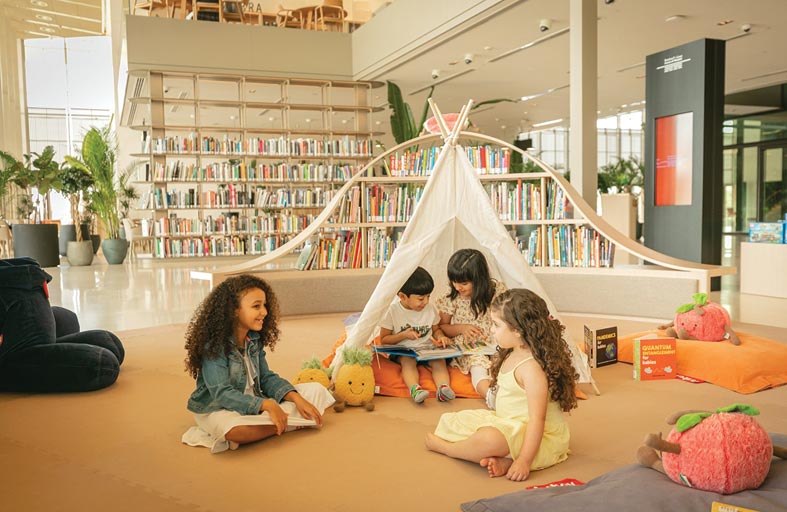 بيت الحكمة يصحب الأطفال في رحلة استكشافيّة لثقافات 16 دولة من 6 قارات في المخيم الصيفي رحلة حول العالم