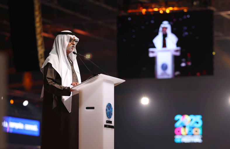 نهيان بن مبارك يفتتح مهرجان اللقاءات العالمية 2025