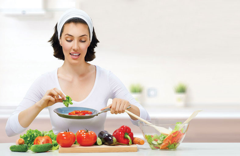 مع التقدم في العمر.. فوائد ذهبية للنظام الغذائي النباتي