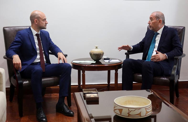 الأردن وفرنسا يدعوان إلى إنهاء التصعيد الإقليمي