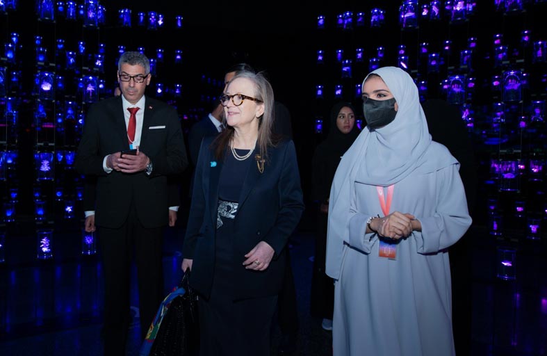 رئيسة الحكومة التونسية تزور متحف المستقبل 