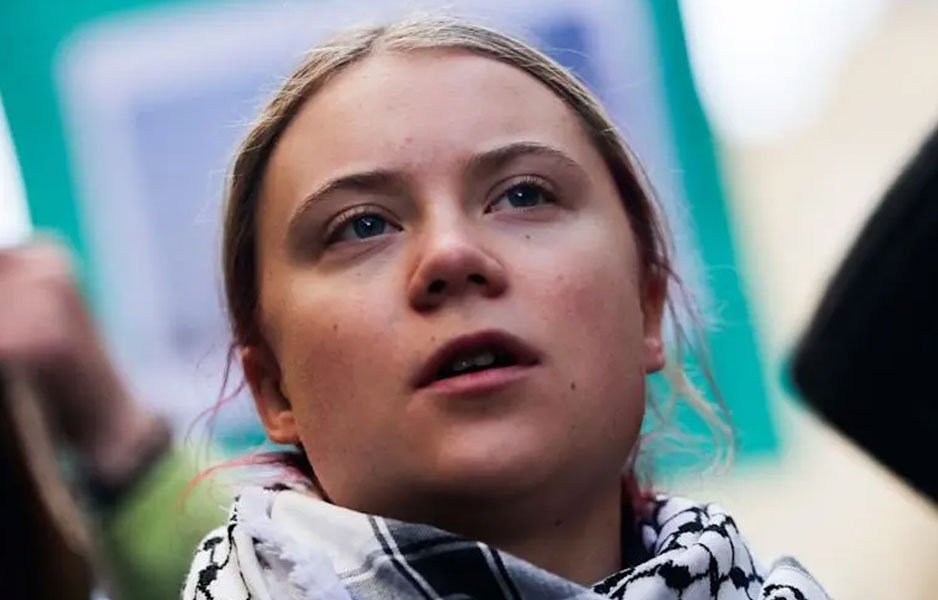 الناشطة السويدية غريتا ثونبرغ تعتزم الإبحار إلى غزة 