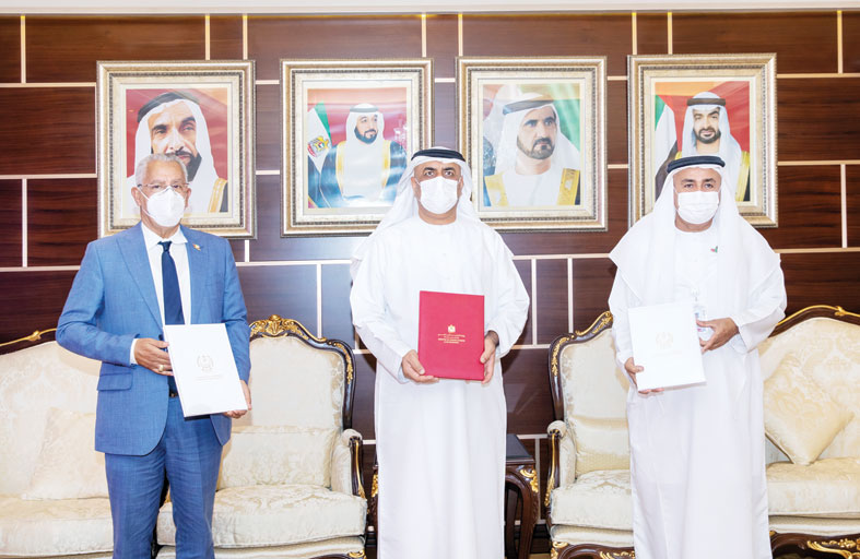 شراكة بين التغير المناخي والبيئة  وجامعة الإمارات وجائزة خليفة لنخيل التمر  لتنمية وتطوير زراعة النخيل وإنتاج التمور
