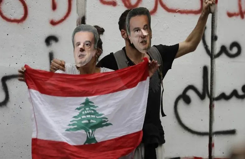 قاضية تلاحق حاكم مصرف لبنان: رفعت منع سفره ليمثل في فرنسا