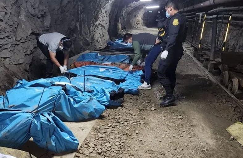 العثور على جثث 13 عاملاً اختطفوا من منجم ذهب