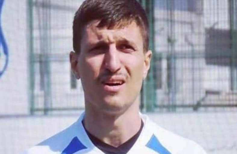 يقتل طفله الصغير.. والسبب غريب