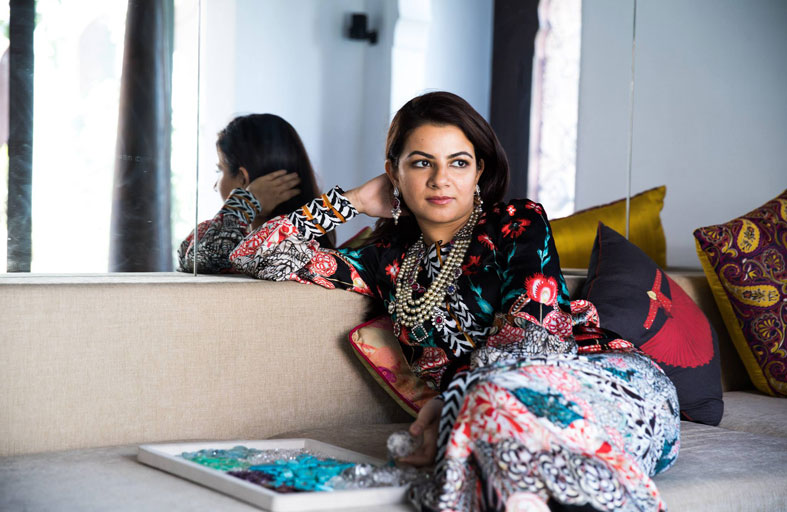 حرب خلافة دموية مدارها تاج الأمم المتحدة...!