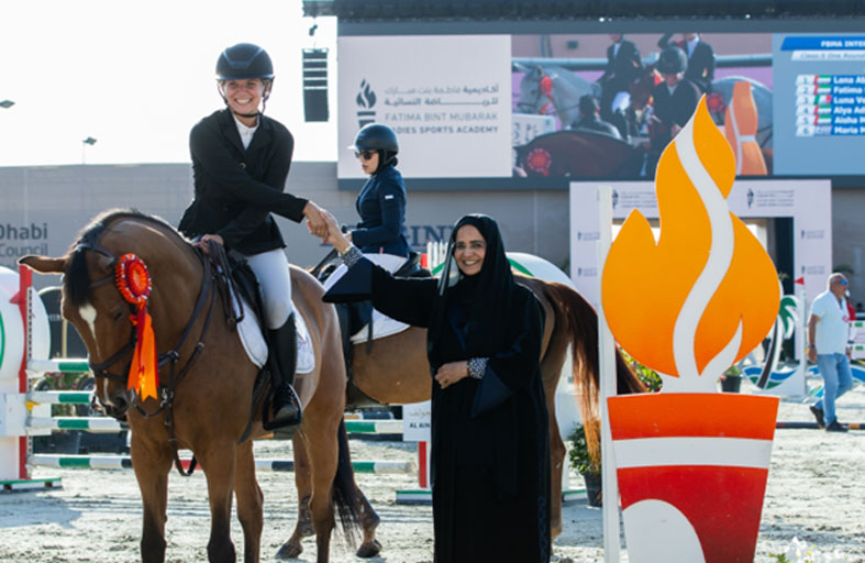 نخبة فرسان العالم يتنافسون في النسخة الحادية عشرة من كأس أكاديمية فاطمة بنت مبارك الدولية لقفز الحواجز