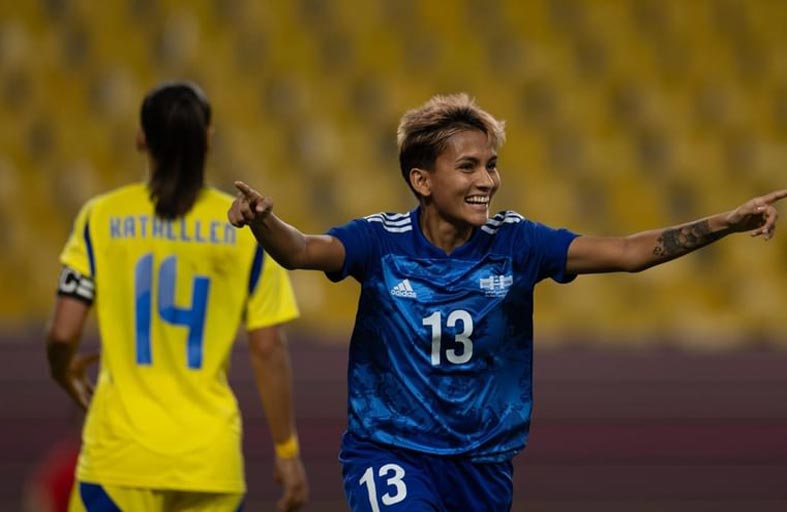 أبو ظبي الرياضي لسيدات الكرة يواجه القادسية السعودي اليوم بدبي