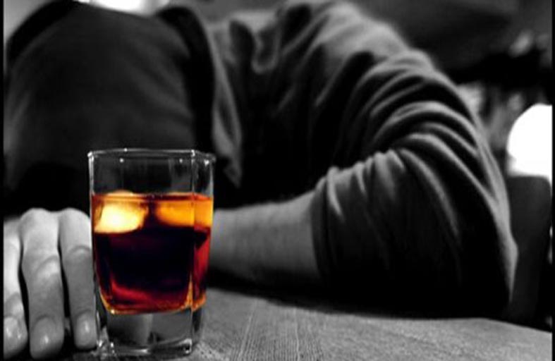 26 وفاة بسبب خمور مغشوشة