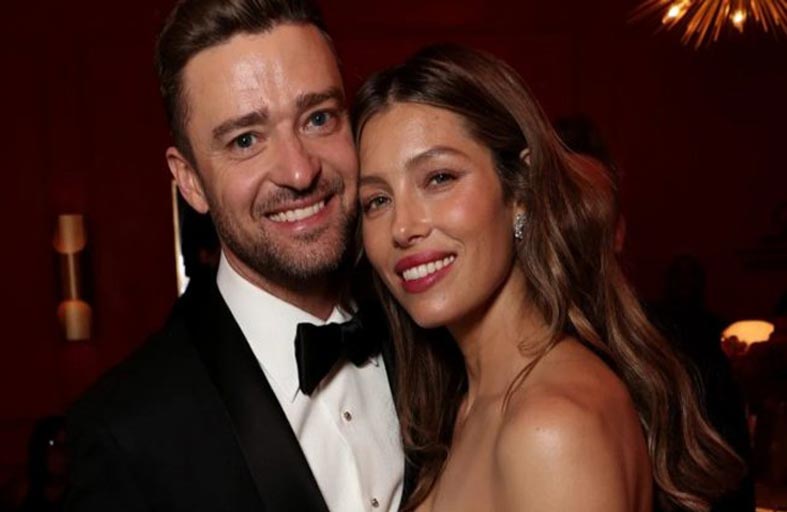 جيسيكا بيال وزوجها يعرضان الفيلا للبيع 