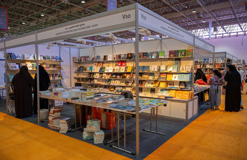 الاهتمام العالمي بقضايا المناخ ينعكس بإصدارات عربية في معرض الشارقة للكتاب