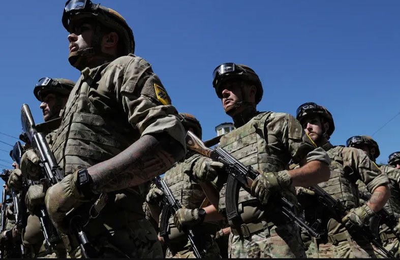 أنقرة تغضب موسكو بـ «مقاتلي آزوف».. عودة غير متفق عليها