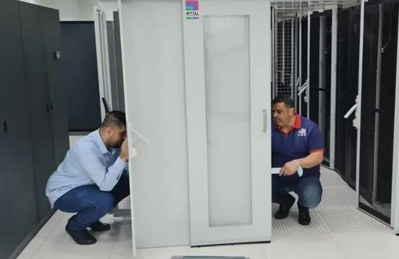 السوبر كمبيوتر يصل لبنان