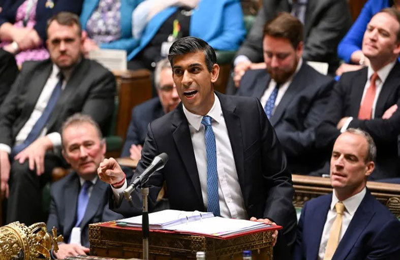 «مهزلة سياسية» أم «قضية تجسس» تؤجج الصراع بين لندن وبكين ؟