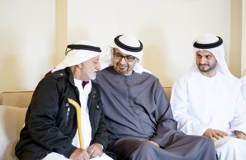 رئيس الدولة يعزي في وفاة عبدالله المقبالي في حتا