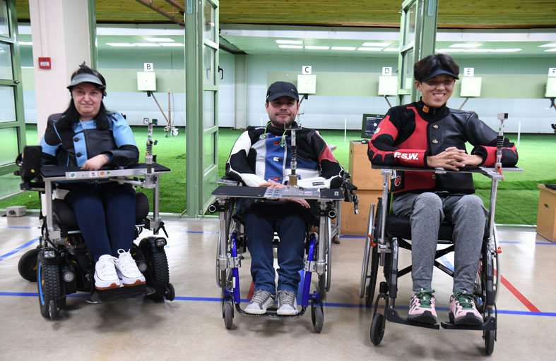 الفرنسي ديلافروست يحرز الذهبية الثانية له بالفوز بالبندقية الهوائية 10 متر وضعية الراقد مختلط