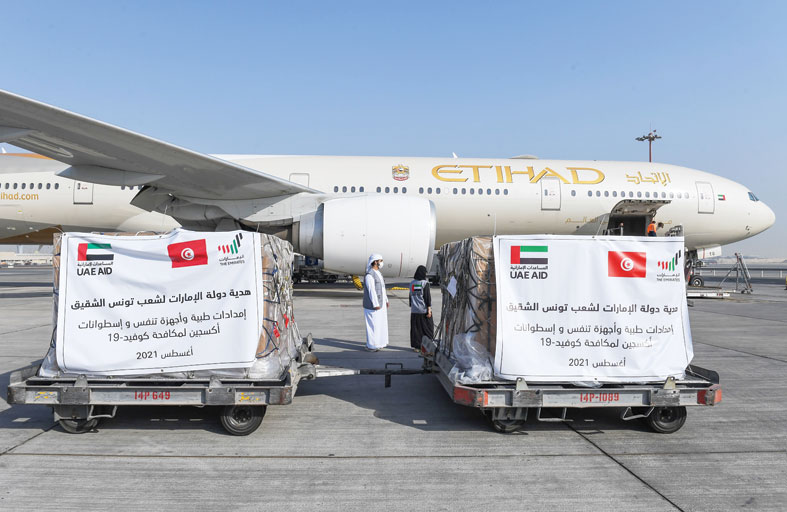 الإمارات ترسل طائرتي إمدادات طبية إلى تونس
