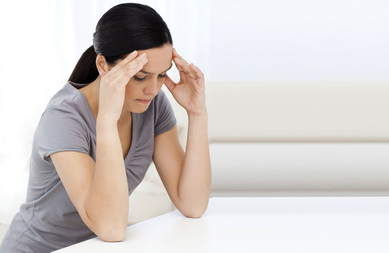 ‎8 ‎ أسباب تجعل النساء أكثر عرضة للصداع النصفي