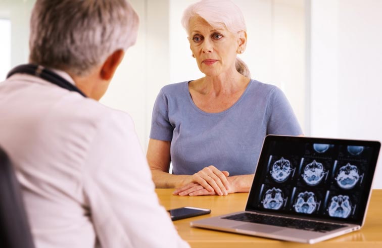 ثلاث مراحل لألزهايمر وكيف يتطور المرض على مدار سنوات