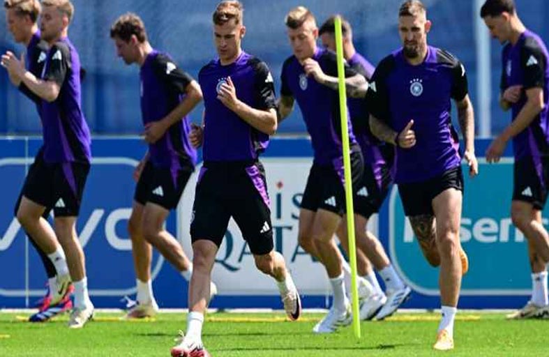 ألمانيا تسعى لطرد ذكريات الدنمارك.. وامتحان سويسري صعب لإيطاليا