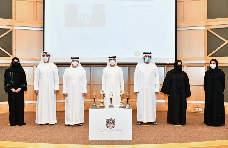 سهيل المزروعي يؤكد مواصلة وزارة الطاقة والبنية التحتية إنجازاتها في الربع الأول 2021