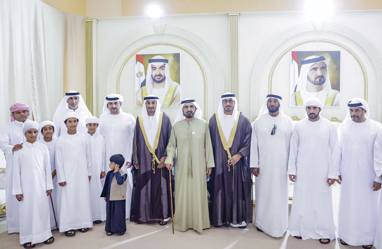 محمد بن راشد يحضر أفراح الكتبي والمري