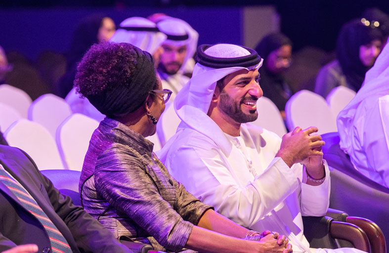 مسؤولون: التواصل مفتاح النجاح والحقيقة أفضل وسائله