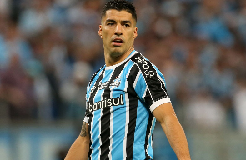 سواريس باق في غريميو رغم اهتمام إنتر ميامي 