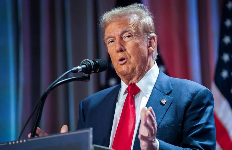 ترامب: الأسد «فرّ» من سوريا بعدما فقد الدعم الروسي 