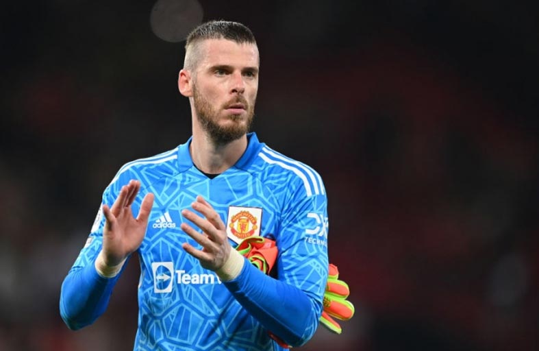 دي خيا يختار وجهة مفاجئة