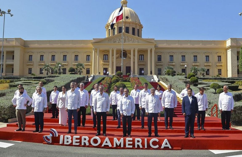 القمة الإيبيرية الأميركية ناقشت قضايا الجوع والهجرة 