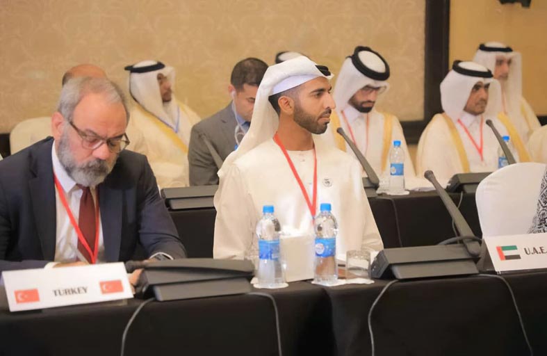 شخبوط بن نهيان يؤكد أهمية تكثيف الجهود الدولية لإنهاء الصراع وتداعياته الإنسانية