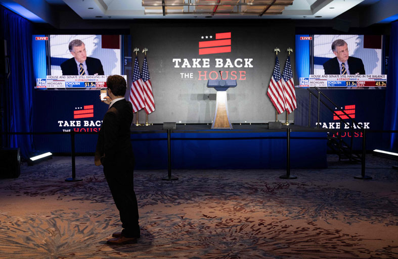الجمهوريون لا يزالون الأوفر حظا للفوز بمجلس النواب