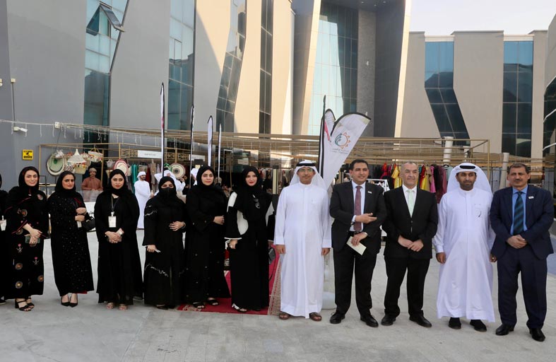 مجلس سيدات أعمال أم القيوين ينظم معرض زوايا