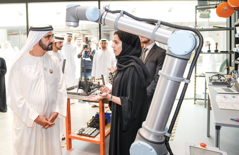 محمد بن راشد يطلق برنامجاً وطنياً للمبرمجين بهدف تدريب واستقطاب 100 ألف مبرمج وإنشاء ألف شركة رقمية كبرى