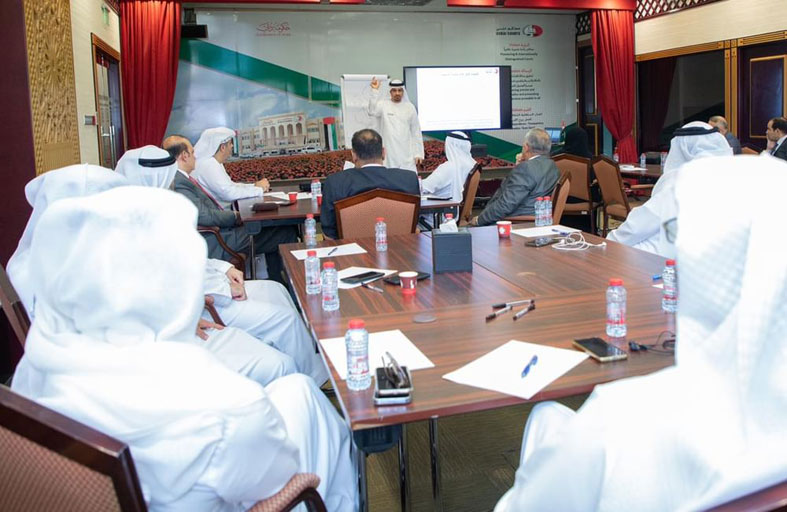 محاكم دبي تنظم سلسلة ورش  توعوية بمعايير رواد التميز