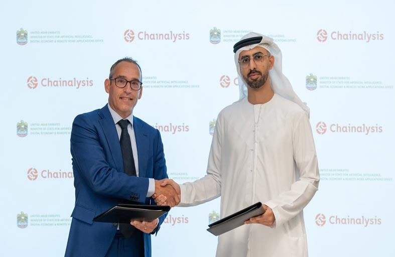 عمر العلماء: حكومة الإمارات تتبنى التكنولوجيا المتقدمة أساسا لعمليات التطوير والتنمية الشاملة 