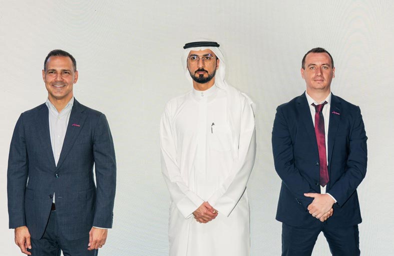 مواصلات رأس الخيمة توقع مذكرة تفاهم لتوفير وسائل نقل جوية مستدامة في الإمارة