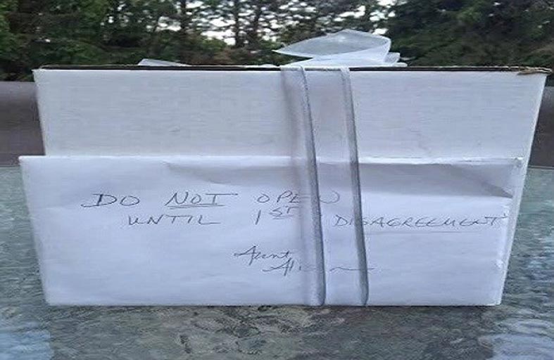 ينتظران 9 سنوات لفتح هدية الزفاف والنتيجة مفاجئة