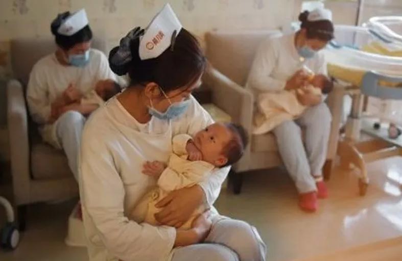 حوافز للإنجاب.. إجازة 30 يوما للأزواج الجدد بأقاليم صينية