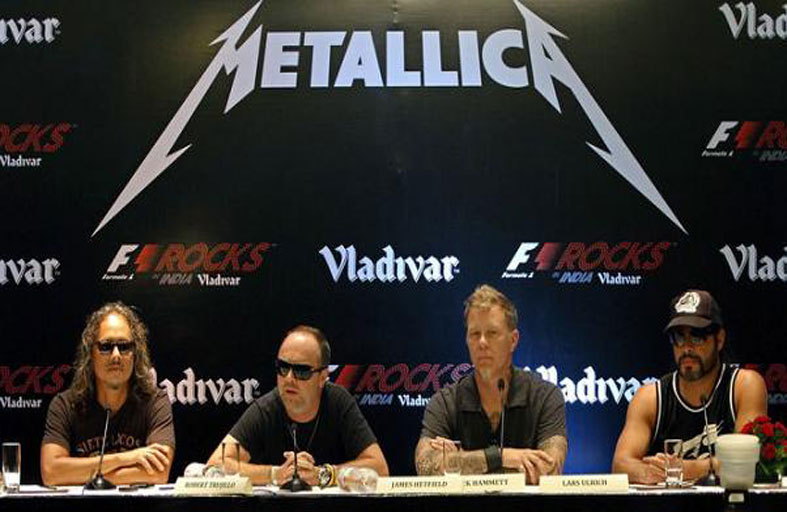 ألبوم جديد لفرقة ميتاليكا العام المقبل
