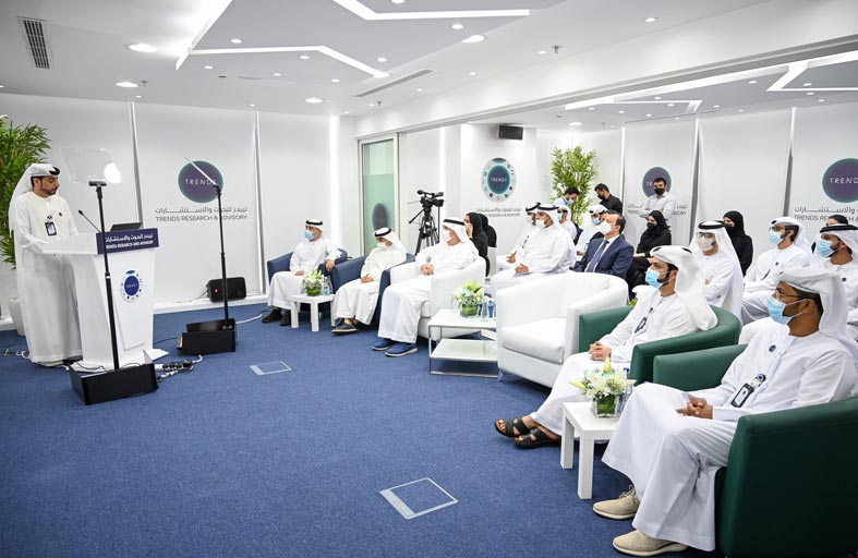 جامعة الإمارات ومركز تريندز يطلقان شراكة استراتيجية ويدشنان 11 مبادرة بحثية وعلمية
