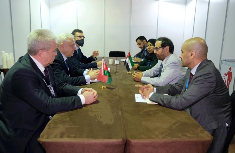 علي النعيمي يلتقي وفد برلمان بيلاروسيا المشارك في اجتماعات الاتحاد البرلماني الدولي في إندونيسيا