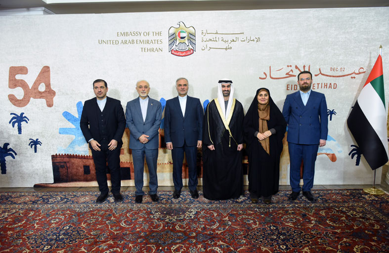 سفارة الدولة في طهران تحتفل بعيد الاتحاد الـ 54