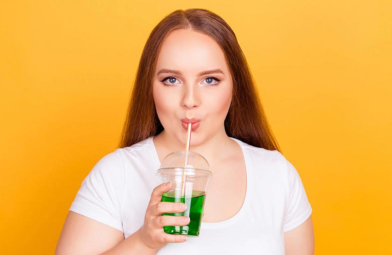 السمنة يمكن أن تؤثر أيضا على الأسنان