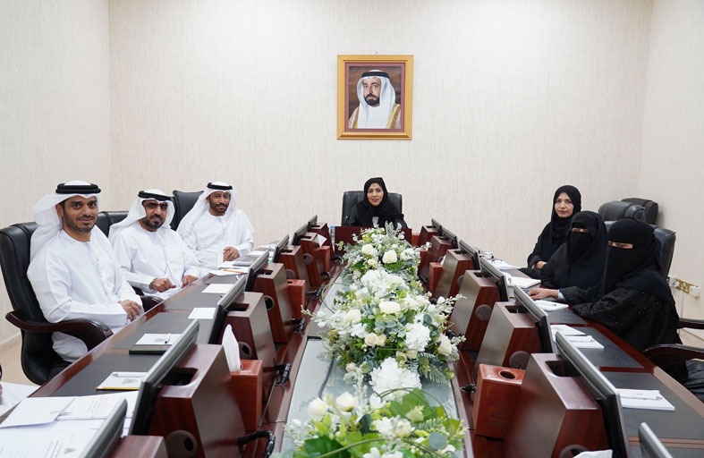 لجنة شؤون التعليم والإعلام في استشاري الشارقة تناقش خطة عملها
