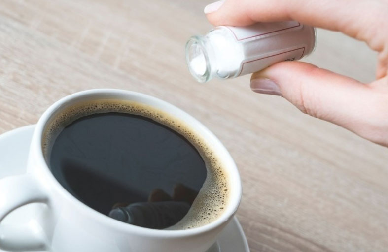 فتاة تحاول قتل حبيبها بسم الفئران!